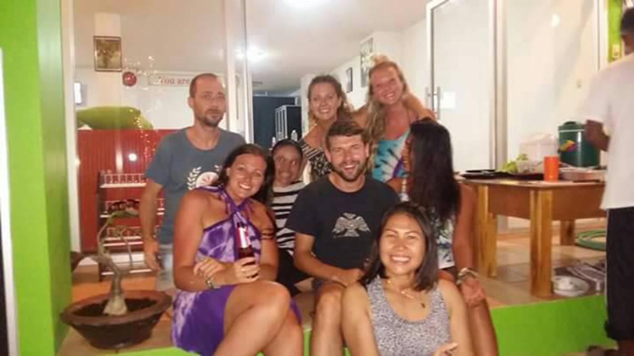 Fan Dee Hostel Ko Lanta Exteriör bild