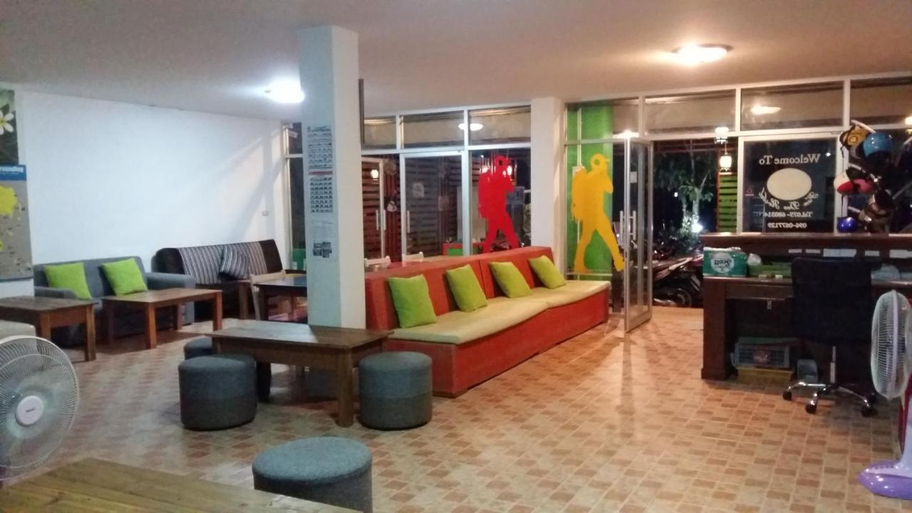 Fan Dee Hostel Ko Lanta Exteriör bild