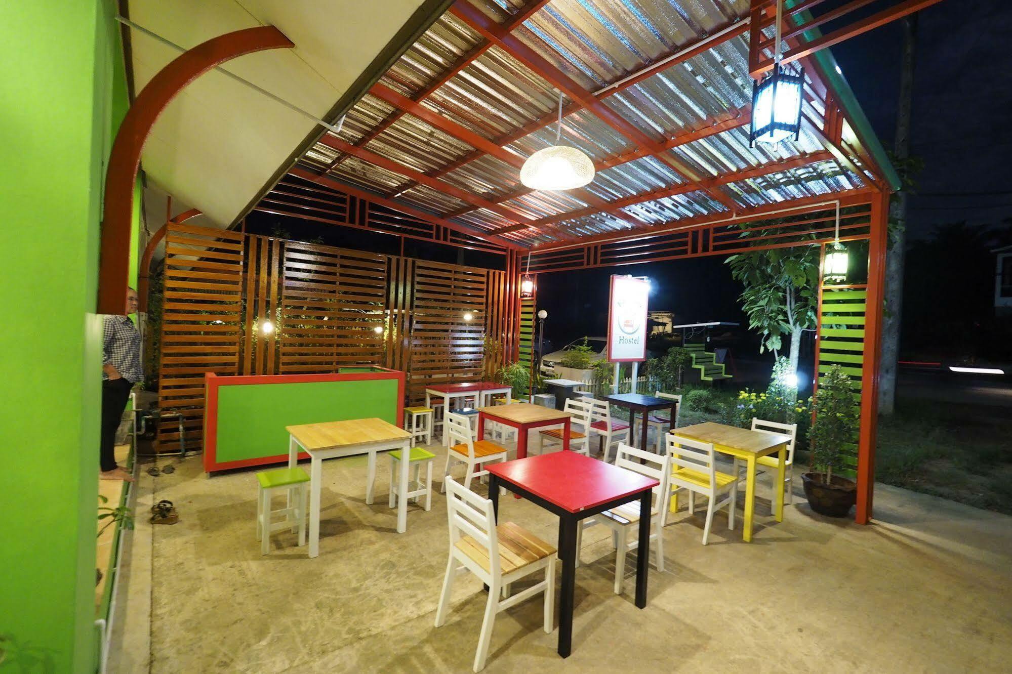 Fan Dee Hostel Ko Lanta Exteriör bild