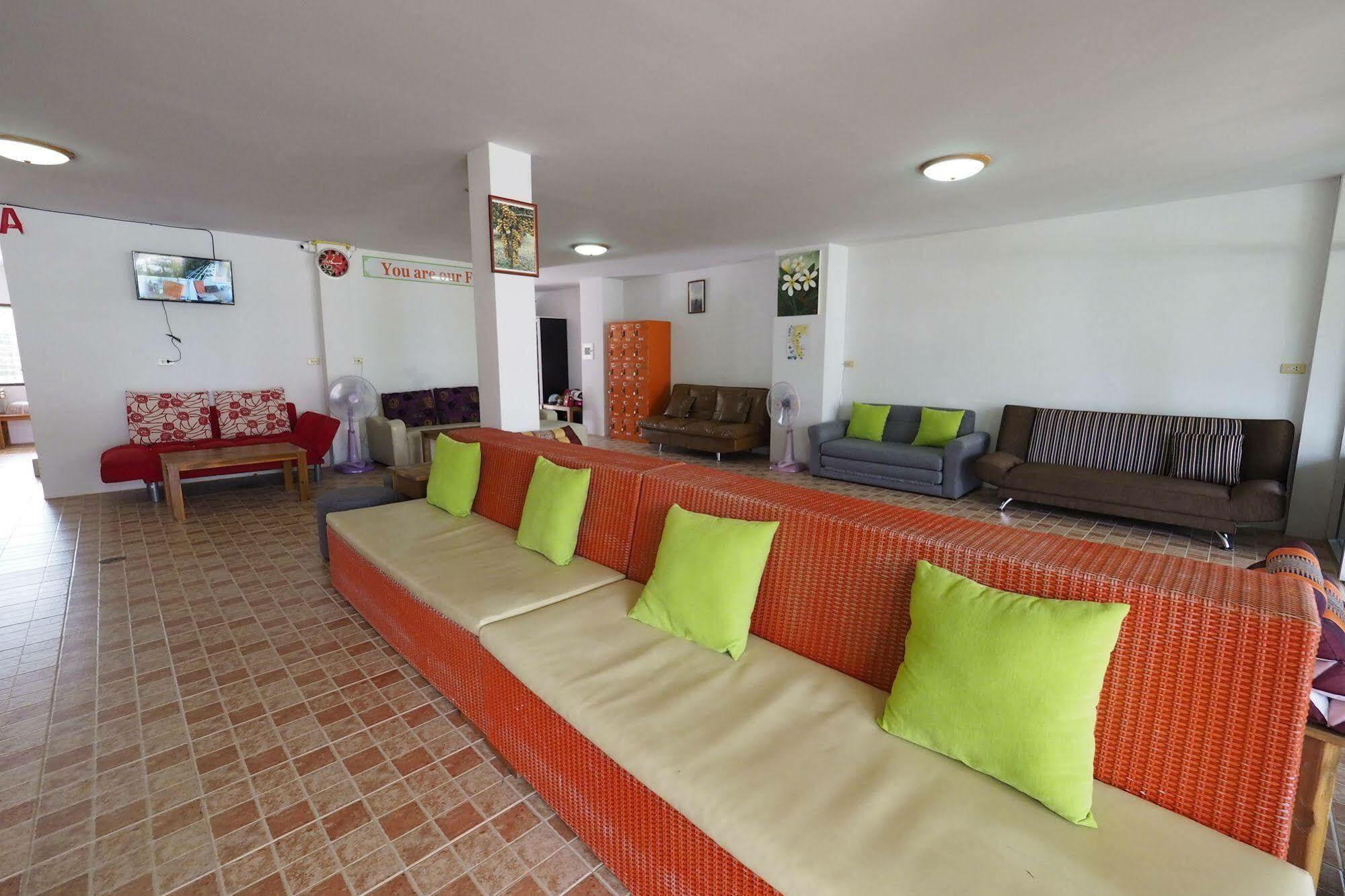 Fan Dee Hostel Ko Lanta Exteriör bild