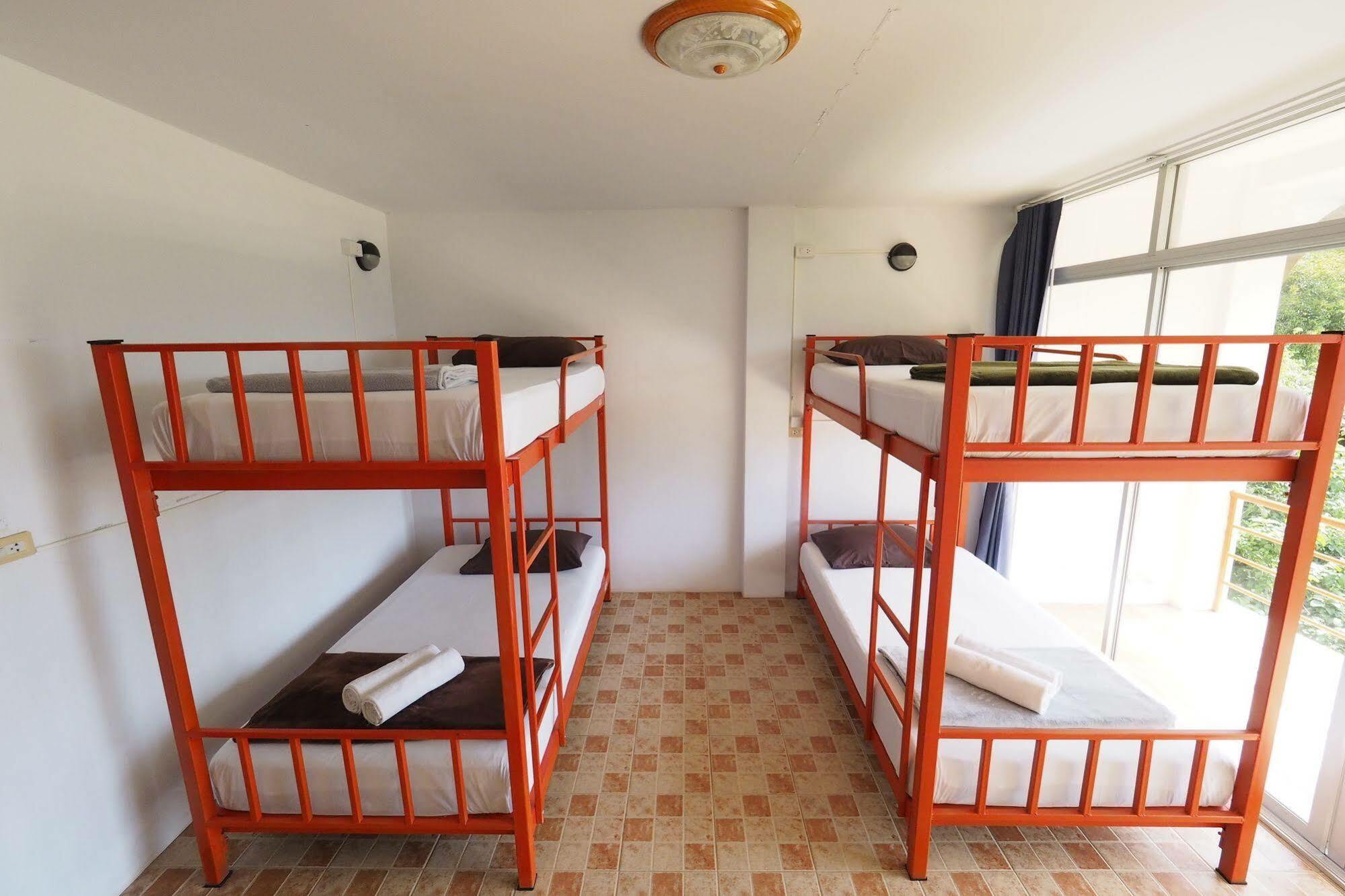 Fan Dee Hostel Ko Lanta Exteriör bild