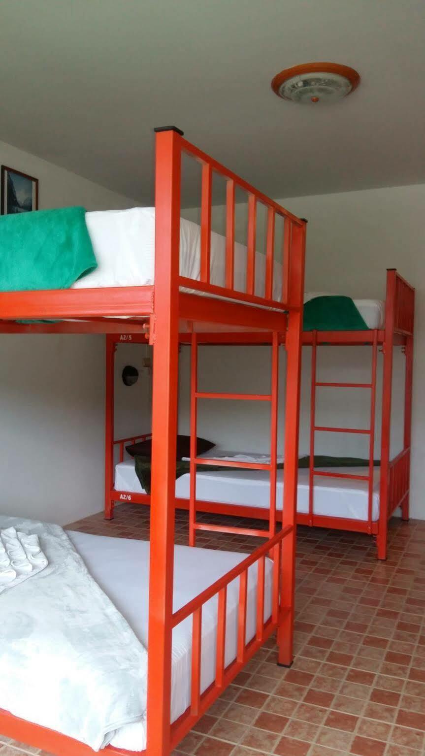 Fan Dee Hostel Ko Lanta Exteriör bild